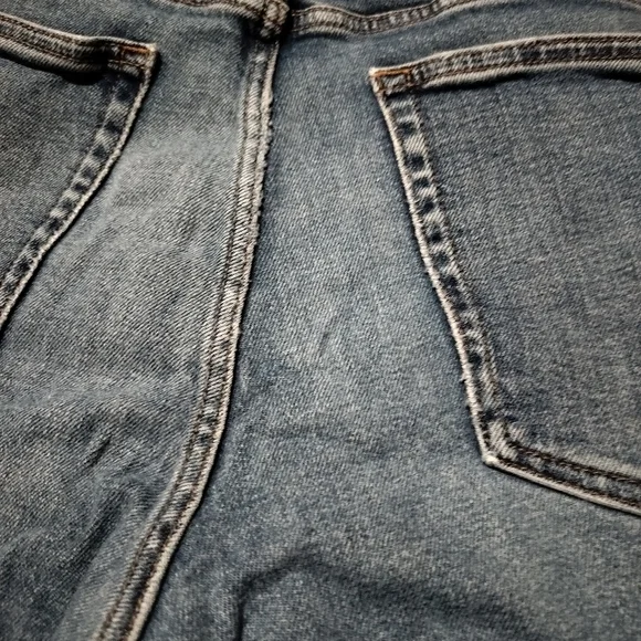 Madewell Men's Indigo Slim Jeans - Picture 7 of 16